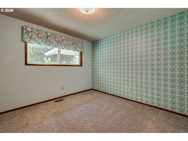 11501 Ne SYLVAN Ter, Vancouver, WA 98686