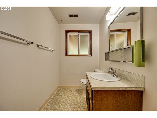 11501 Ne SYLVAN Ter, Vancouver, WA 98686