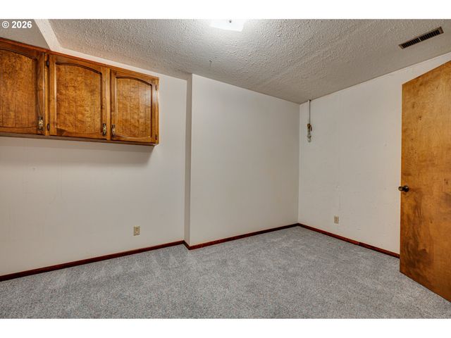 11501 Ne SYLVAN Ter, Vancouver, WA 98686