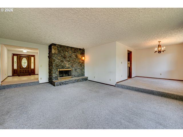 11501 Ne SYLVAN Ter, Vancouver, WA 98686