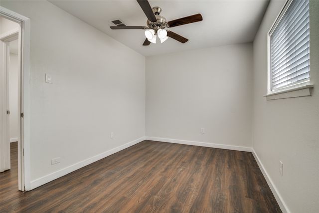 2405 Whippoorwill Drive, Mesquite, TX 75149