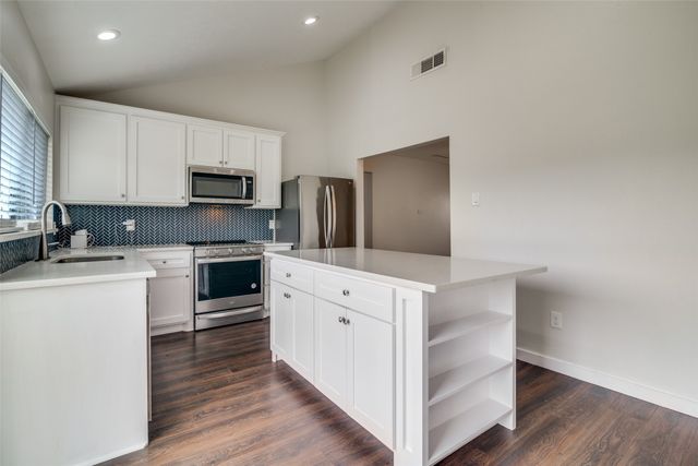 2405 Whippoorwill Drive, Mesquite, TX 75149