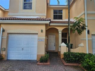 12488 SW 125th Ter, Miami, FL 33186