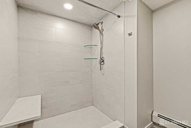 320 Suttons Lane, Edison, NJ 08817