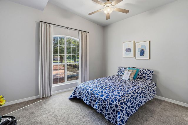 1045 MAXIMO Street, El Paso, TX 79932