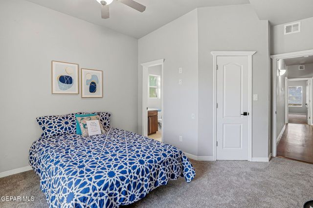1045 MAXIMO Street, El Paso, TX 79932