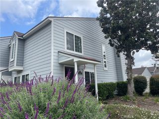 1693 N Mountain D, Upland, CA 91784