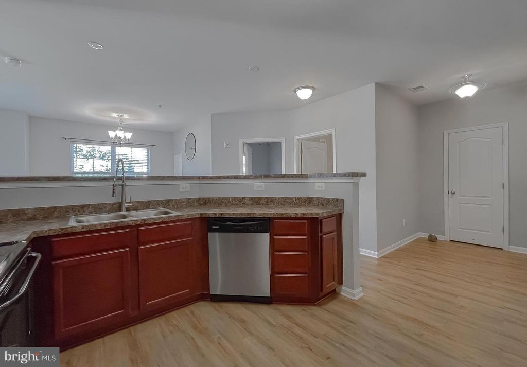 23510 F D R BLVD #207, California, MD 20619