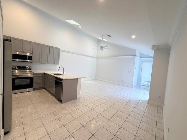 1343 Periwinkle Place, Wellington, FL 33414