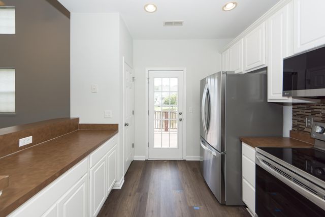 547 Mclernon Trace, Johns Island, SC 29455