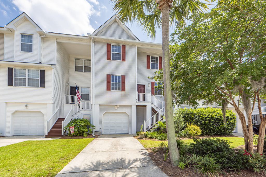 547 Mclernon Trace, Johns Island, SC 29455