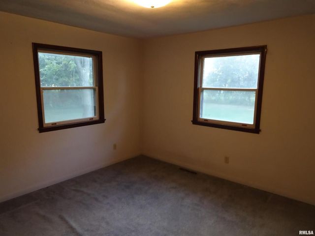 13978 N 2200th Avenue, Geneseo, IL 61254