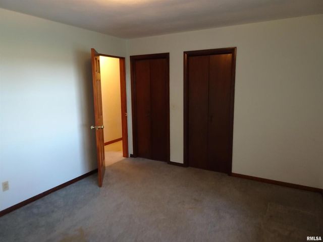 13978 N 2200th Avenue, Geneseo, IL 61254