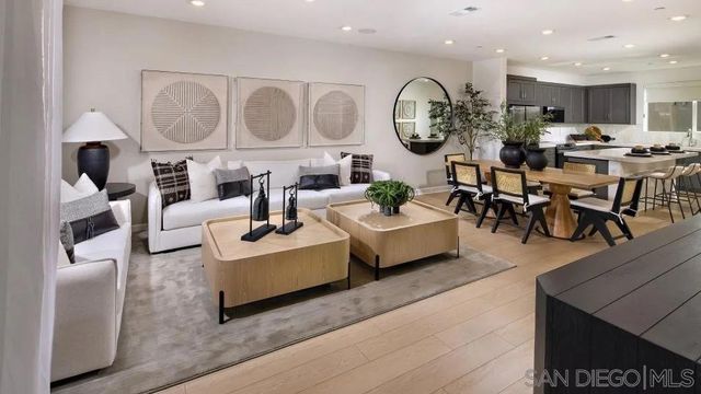 12043 Sienna Lane, San Diego, CA 92128