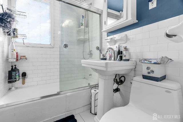 2708 Maple Avenue, South Plainfield, NJ 07080