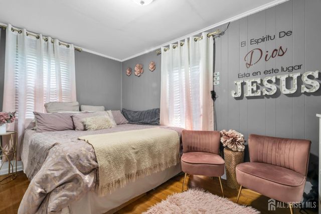 2708 Maple Avenue, South Plainfield, NJ 07080