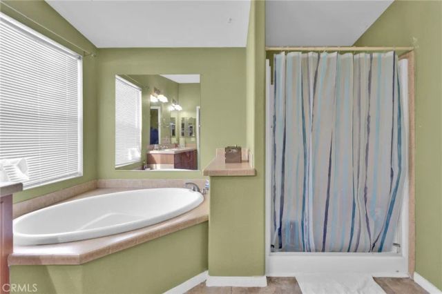 2494 W Main St 61, Barstow, CA 92311