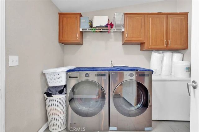 2494 W Main St 61, Barstow, CA 92311