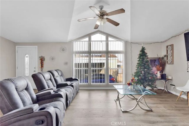 2494 W Main St 61, Barstow, CA 92311