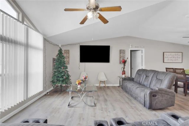 2494 W Main St 61, Barstow, CA 92311