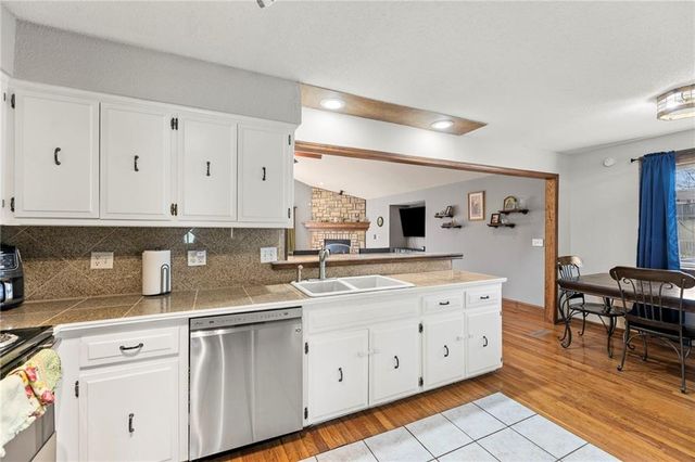 1303 Milwaukee Street, Excelsior Springs, MO 64024