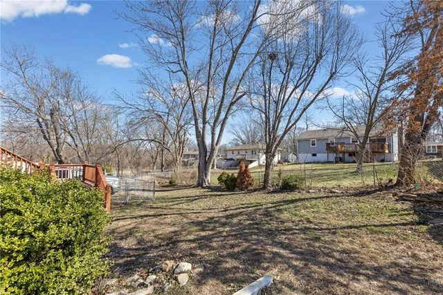 1303 Milwaukee Street, Excelsior Springs, MO 64024