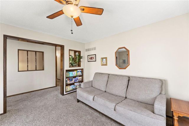 1303 Milwaukee Street, Excelsior Springs, MO 64024