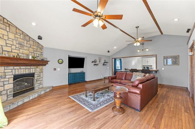 1303 Milwaukee Street, Excelsior Springs, MO 64024