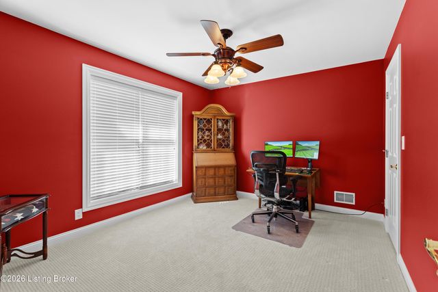 13809 High Trail Ct, Louisville, KY 40299