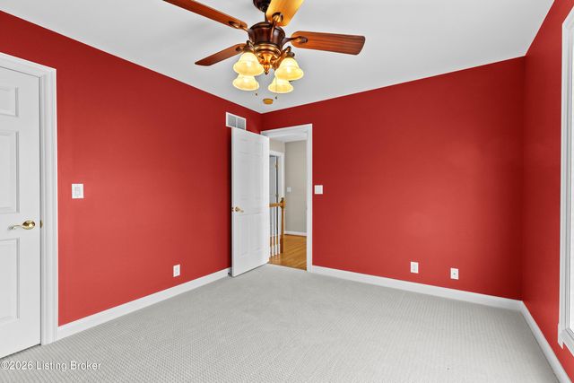 13809 High Trail Ct, Louisville, KY 40299