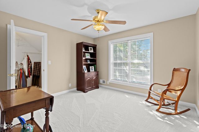 13809 High Trail Ct, Louisville, KY 40299