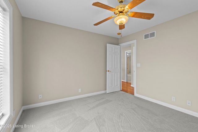 13809 High Trail Ct, Louisville, KY 40299