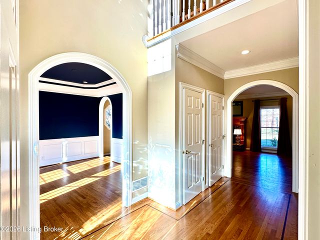 13809 High Trail Ct, Louisville, KY 40299