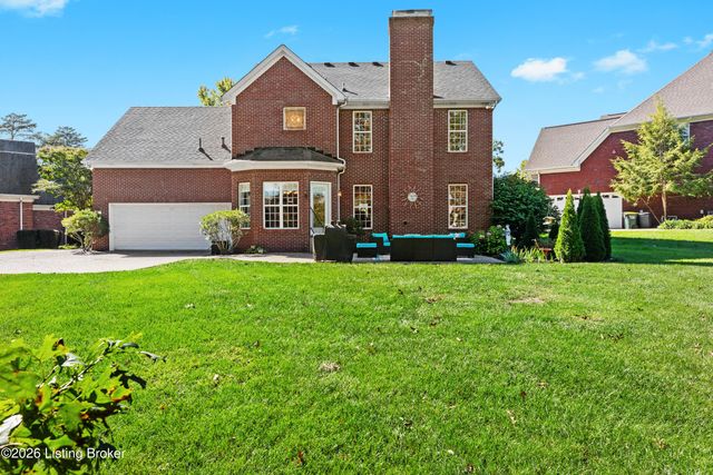 13809 High Trail Ct, Louisville, KY 40299