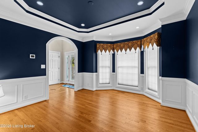 13809 High Trail Ct, Louisville, KY 40299