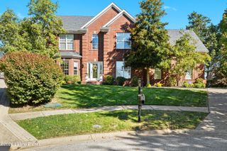 13809 High Trail Ct, Louisville, KY 40299