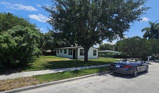 1605 W 10th Street, Riviera Beach, FL 33404