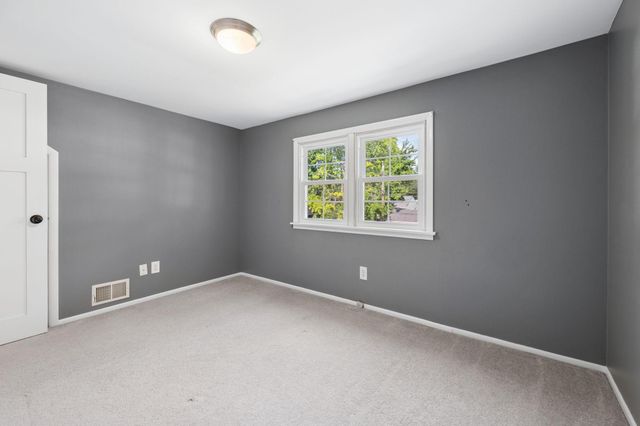6733 Sheridan Avenue S, Richfield, MN 55423