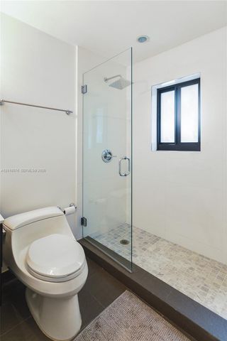 1955 Alamanda Dr 1, North Miami, FL 33181