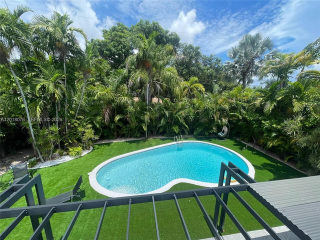 1955 Alamanda Dr 1, North Miami, FL 33181