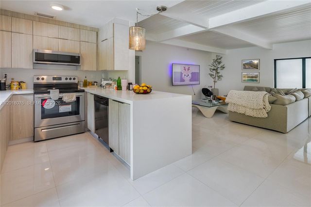 1955 Alamanda Dr 1, North Miami, FL 33181