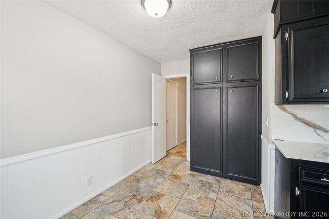 7065 E 52nd Street, Tulsa, OK 74145