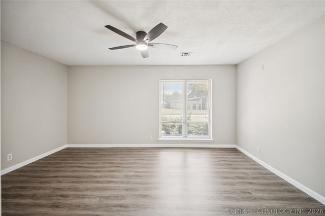 7065 E 52nd Street, Tulsa, OK 74145