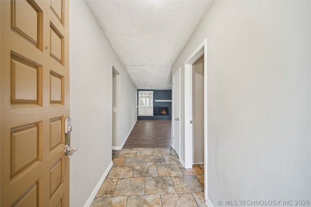 7065 E 52nd Street, Tulsa, OK 74145