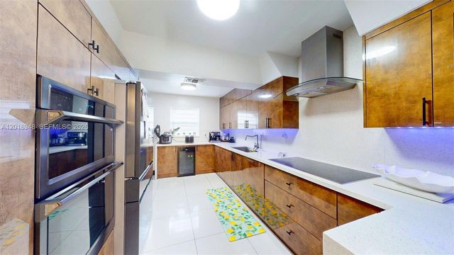 3617 NW 37th Street, Lauderdale Lakes, FL 33309