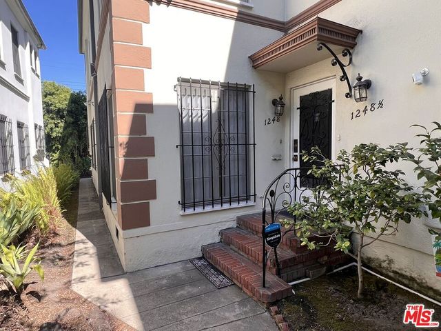1248 S La Jolla Avenue, Los Angeles, CA 90035