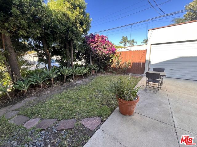 1248 S La Jolla Avenue, Los Angeles, CA 90035