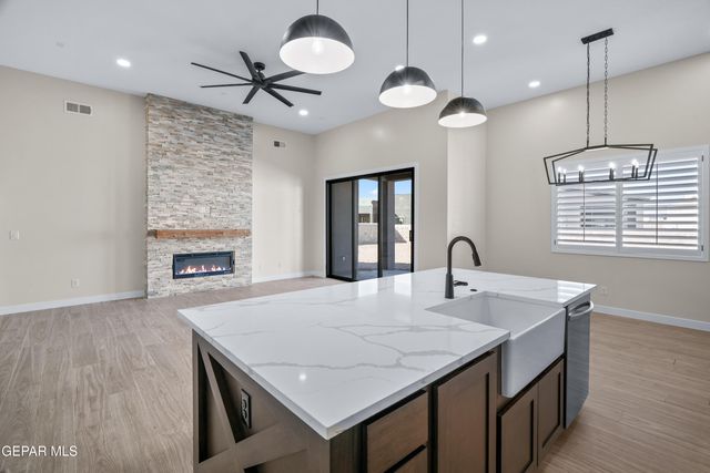 14437 Dune Flower Parkway, Horizon City, TX 79928