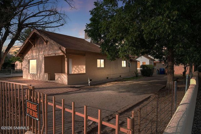420 N Melendres Street, Las Cruces, NM 88005