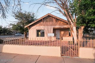 420 N Melendres Street, Las Cruces, NM 88005